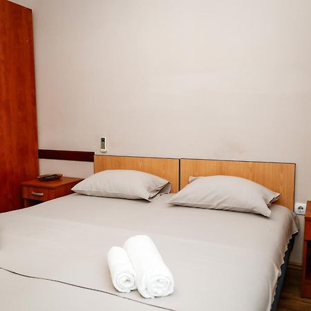 Apartments Djukic Тиват Екстер'єр фото