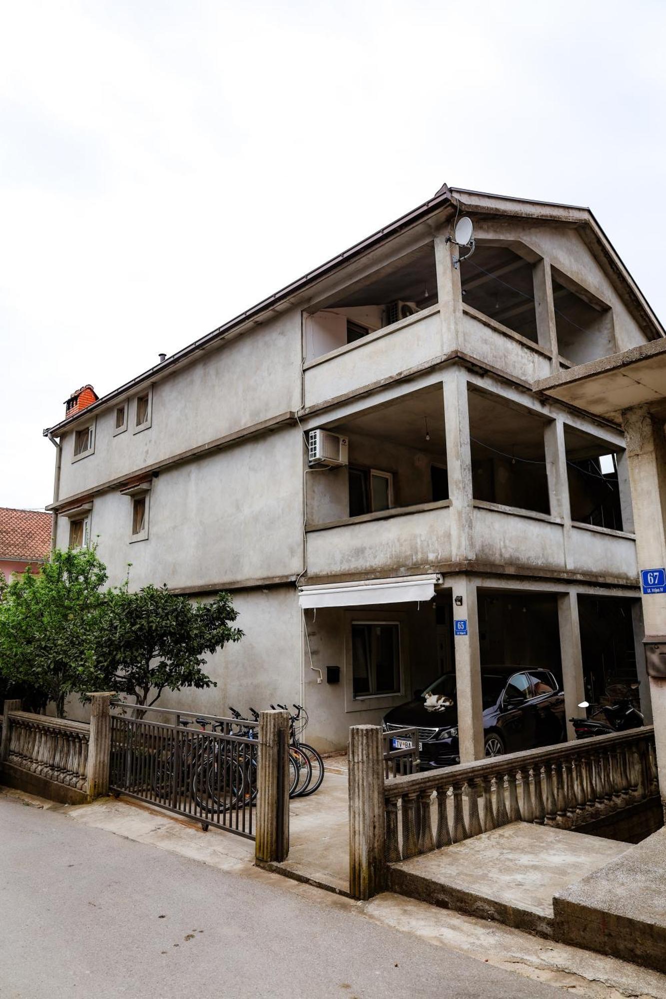 Apartments Djukic Тиват Екстер'єр фото