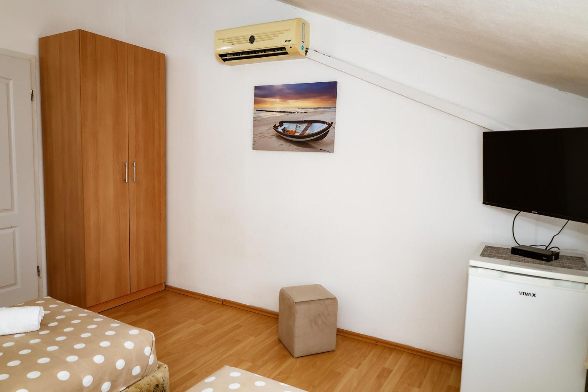 Apartments Djukic Тиват Екстер'єр фото