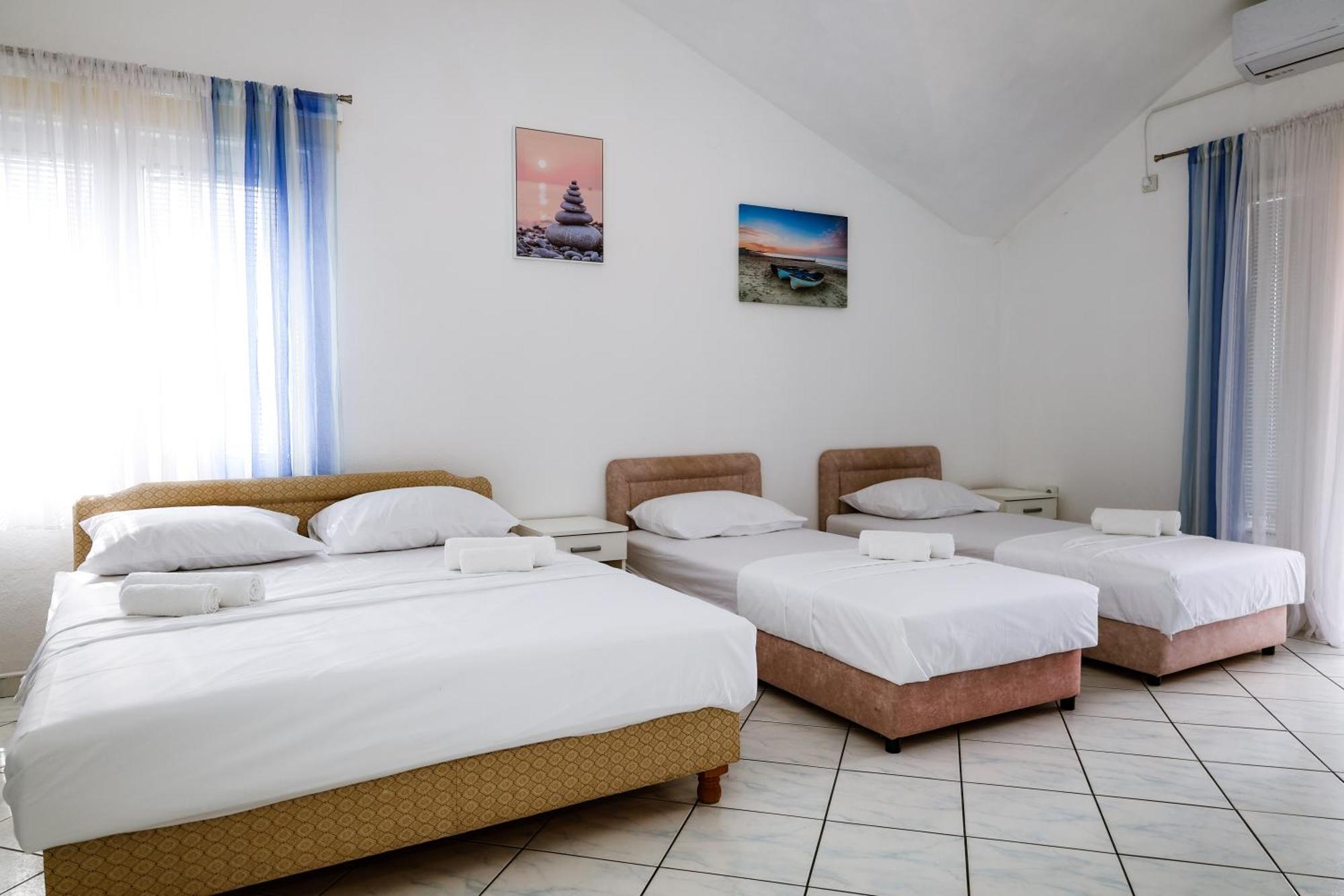 Apartments Djukic Тиват Екстер'єр фото